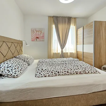 Lynn By Interhome Tatil Evi Rogoznica (Sibenik-Knin)
