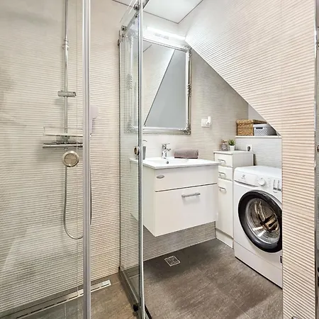 Feriehus Lynn By Interhome