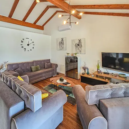 Tatil Evi Lynn By Interhome Rogoznica (Sibenik-Knin)