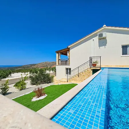 Lynn By Interhome Сasa de vacaciones Rogoznica (Sibenik-Knin)