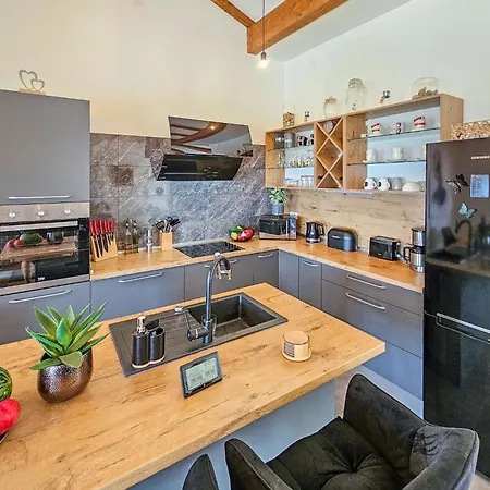 Tatil Evi Lynn By Interhome Rogoznica (Sibenik-Knin)